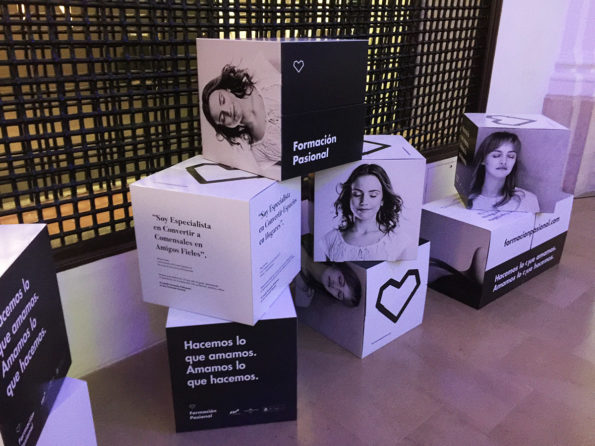 Stand Cubos decoración