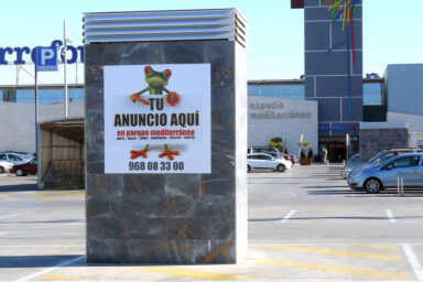 Carteles, publicidad exterior - Soportes publicitarios - Parque mediterraneo