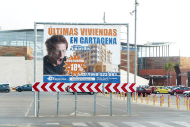 Vallas, banderolas, publicidad - Soportes publicitarios - Parque mediterraneo