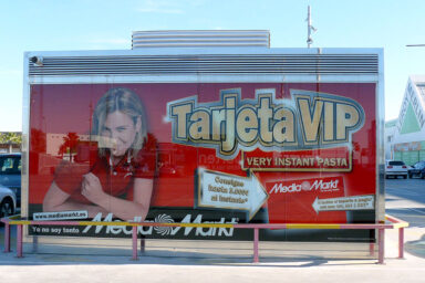 Vinilo, publicidad - Soportes publicitarios - Parque mediterraneo