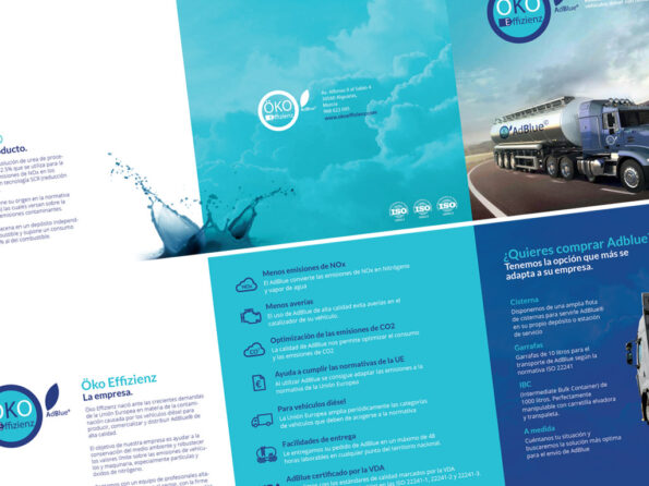 diseño tríptico 3 cuerpos oro