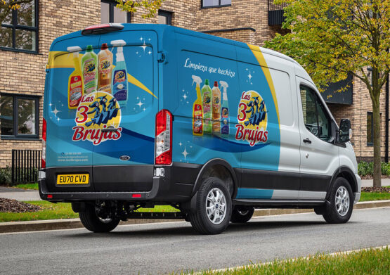 diseño rotulación flota vehículos las 3 brujas